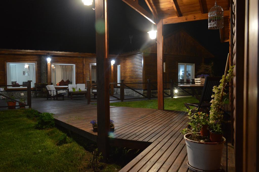 Cabanas Teuepen El Calafate Esterno foto